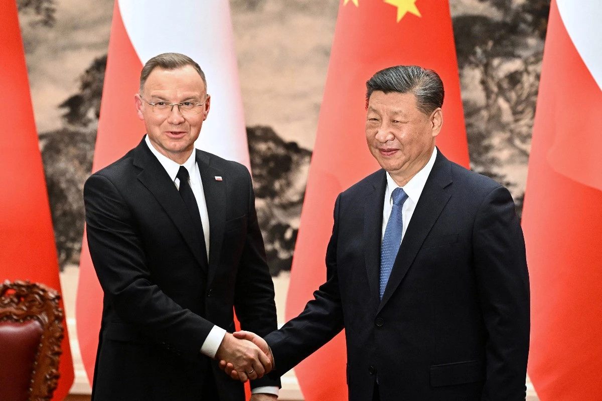 Xi Jinping meets Polish President Duda as the two countries push for closer ties