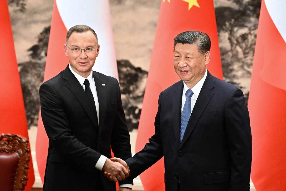 Xi Jinping meets Polish President Duda as the two countries push for closer ties