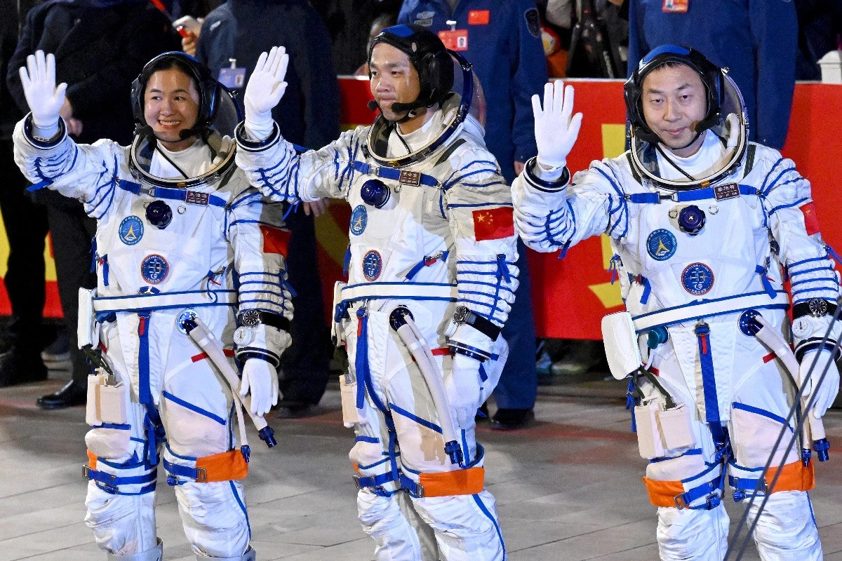 China launches Shenzhou-19 crewed spaceship