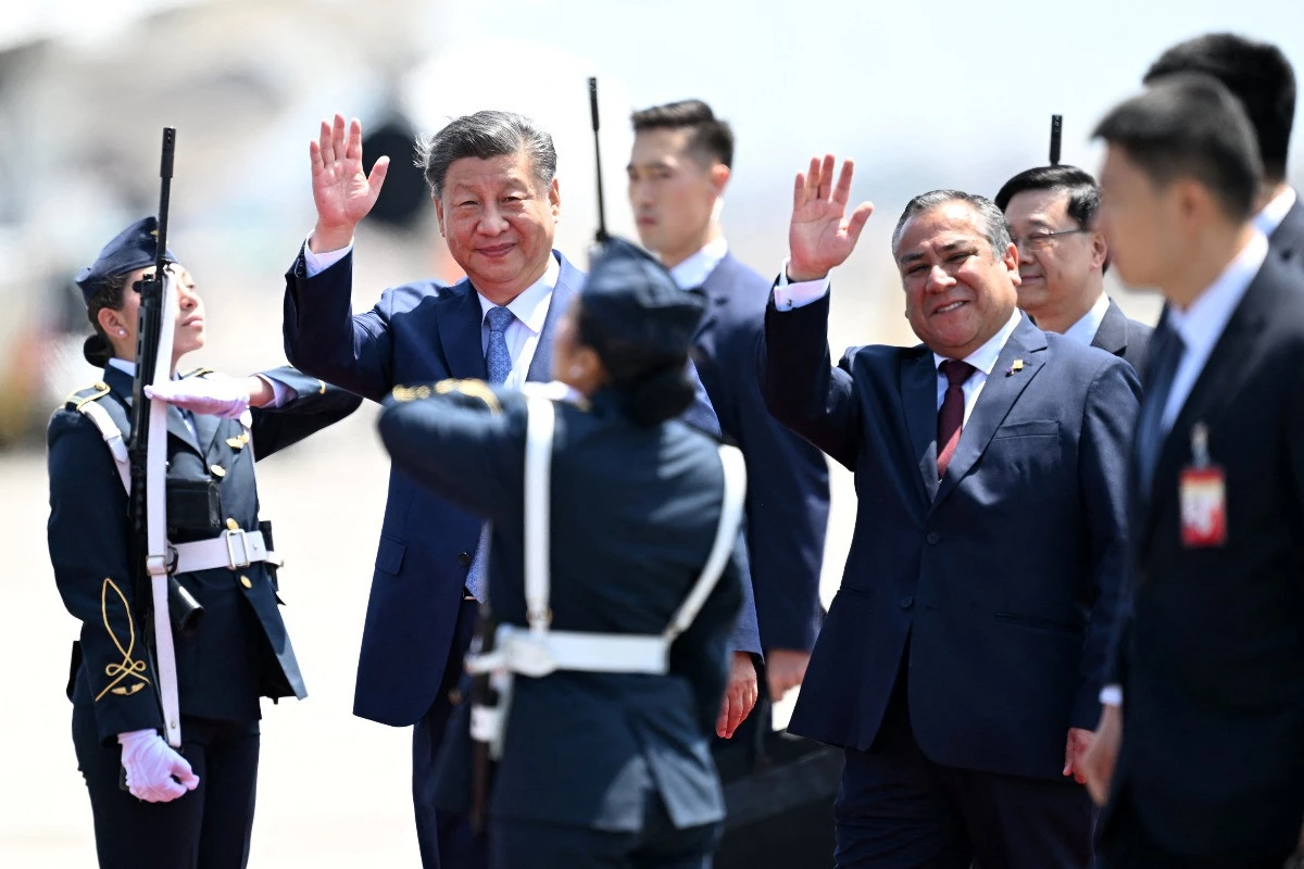 Xi Jinping travels to Peru for APEC summit, inaugurates new Chinese port