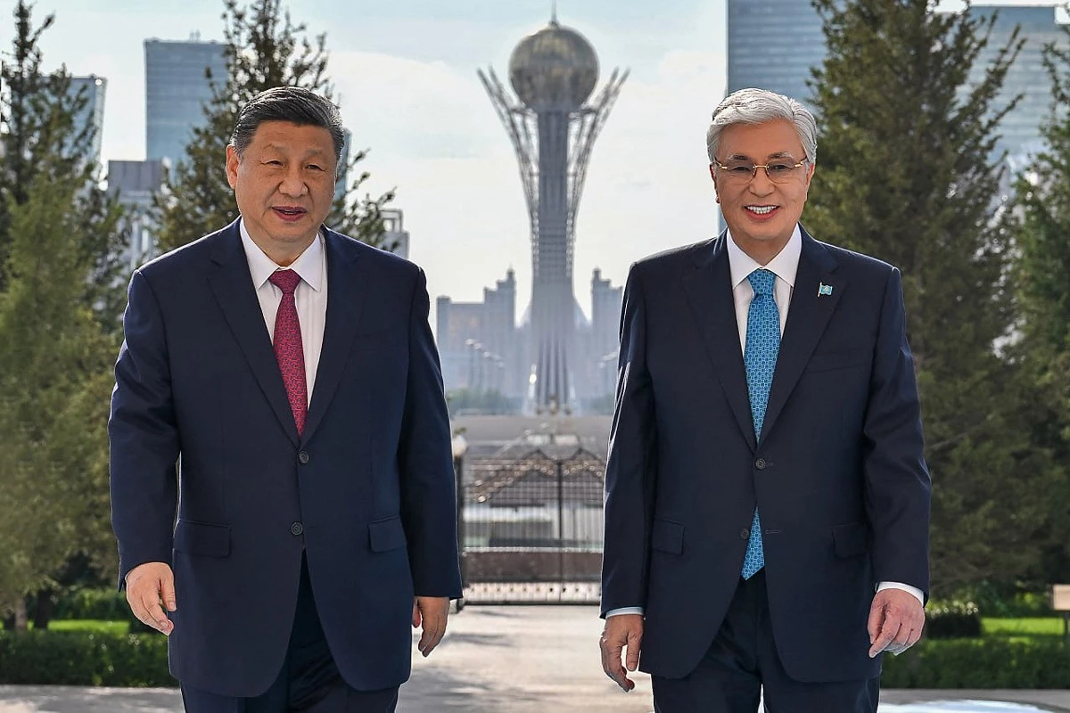 Xi Jinping arrives at the Central Asian summit