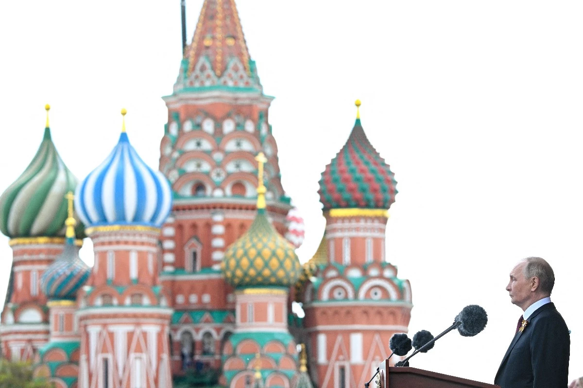Vladimir Putin: Moscow will not allow the defeaters of Nazism to be slandered