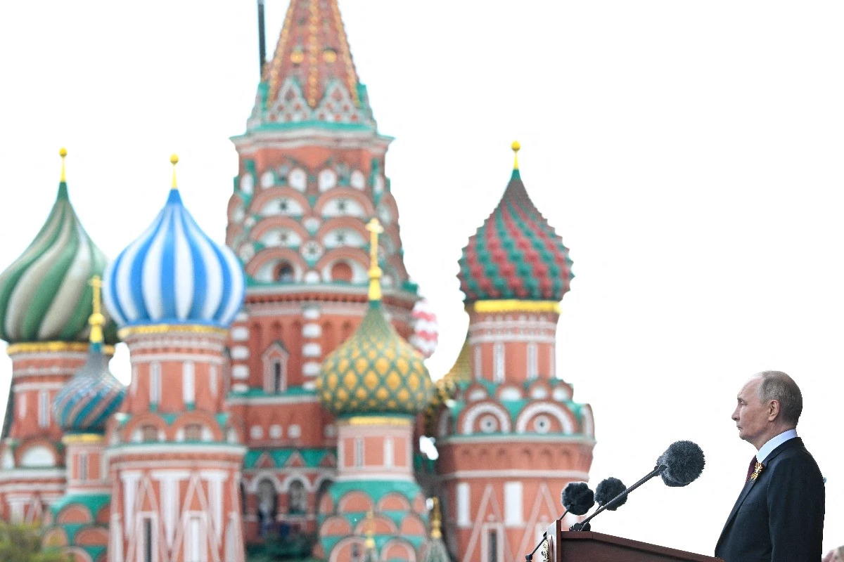 Vladimir Putin: Moscow will not allow the defeaters of Nazism to be slandered