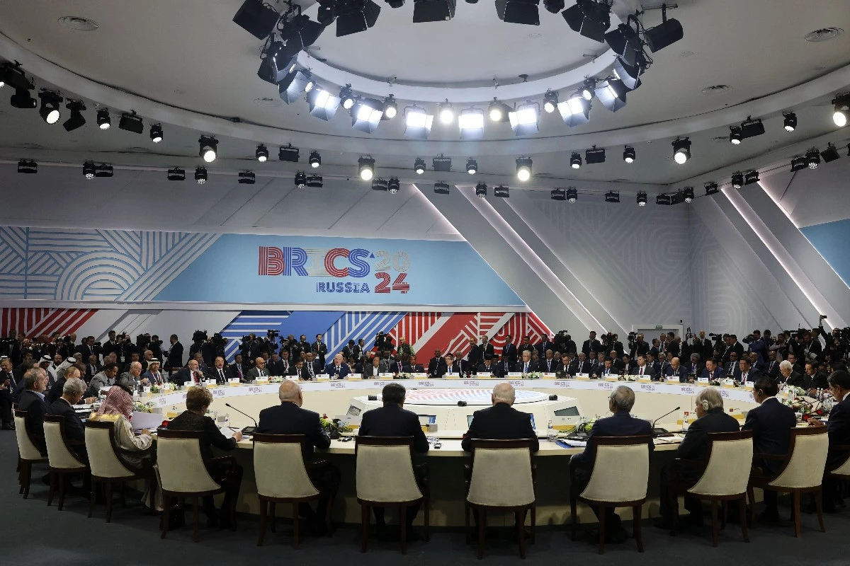 Jeffrey Sachs: The BRICS Summit Should Mark the End of Neocon Delusions