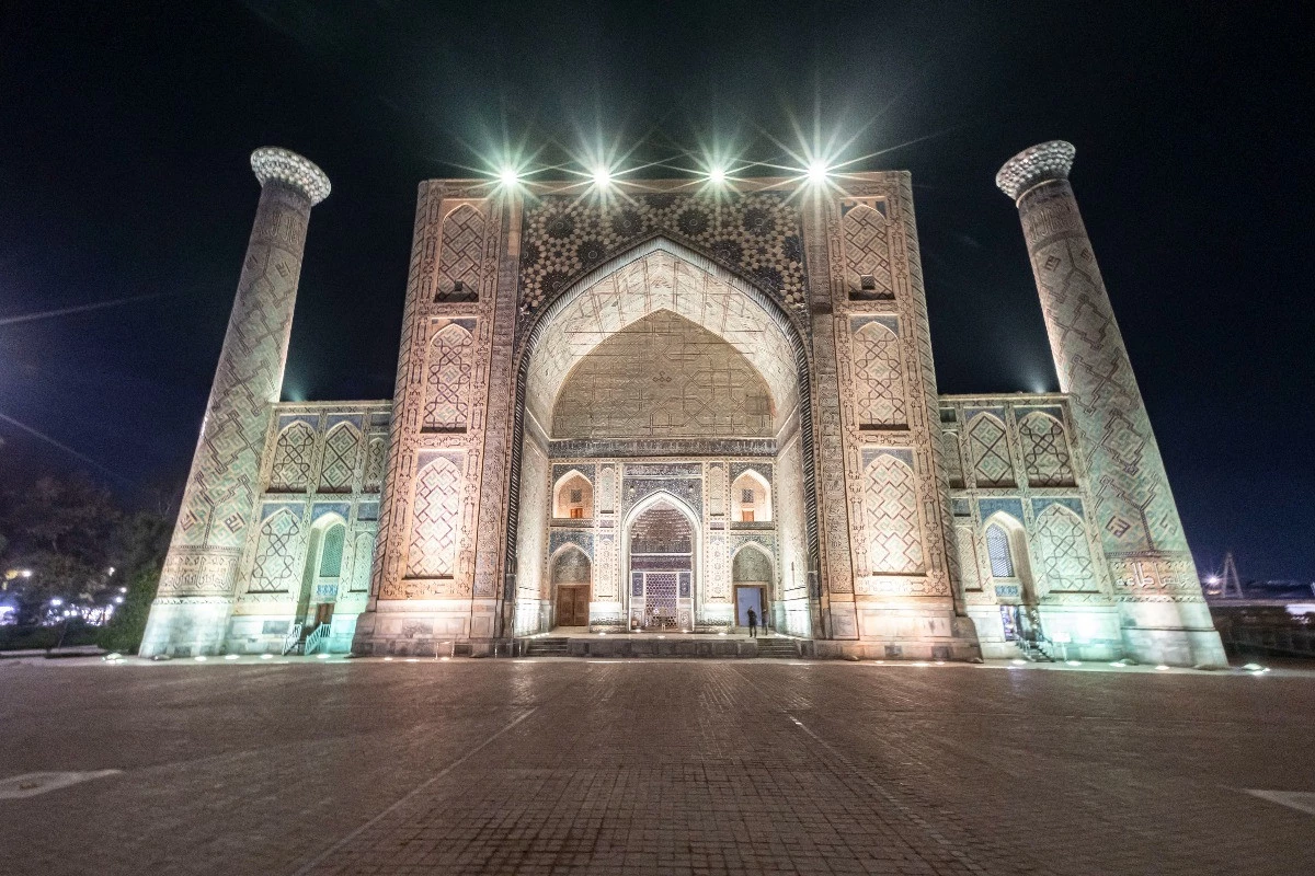 Uzbekistan receives award for tourism development<br>