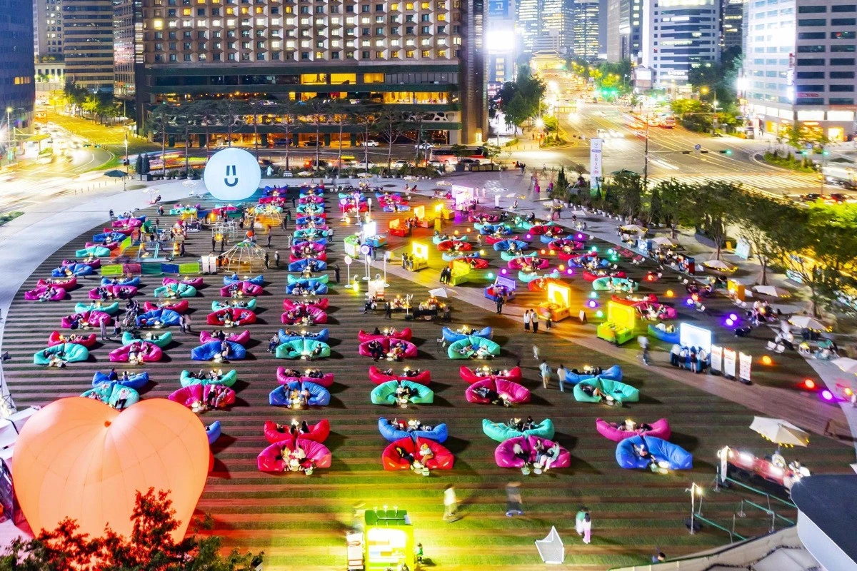 Seoul's outdoor libraries a massive success