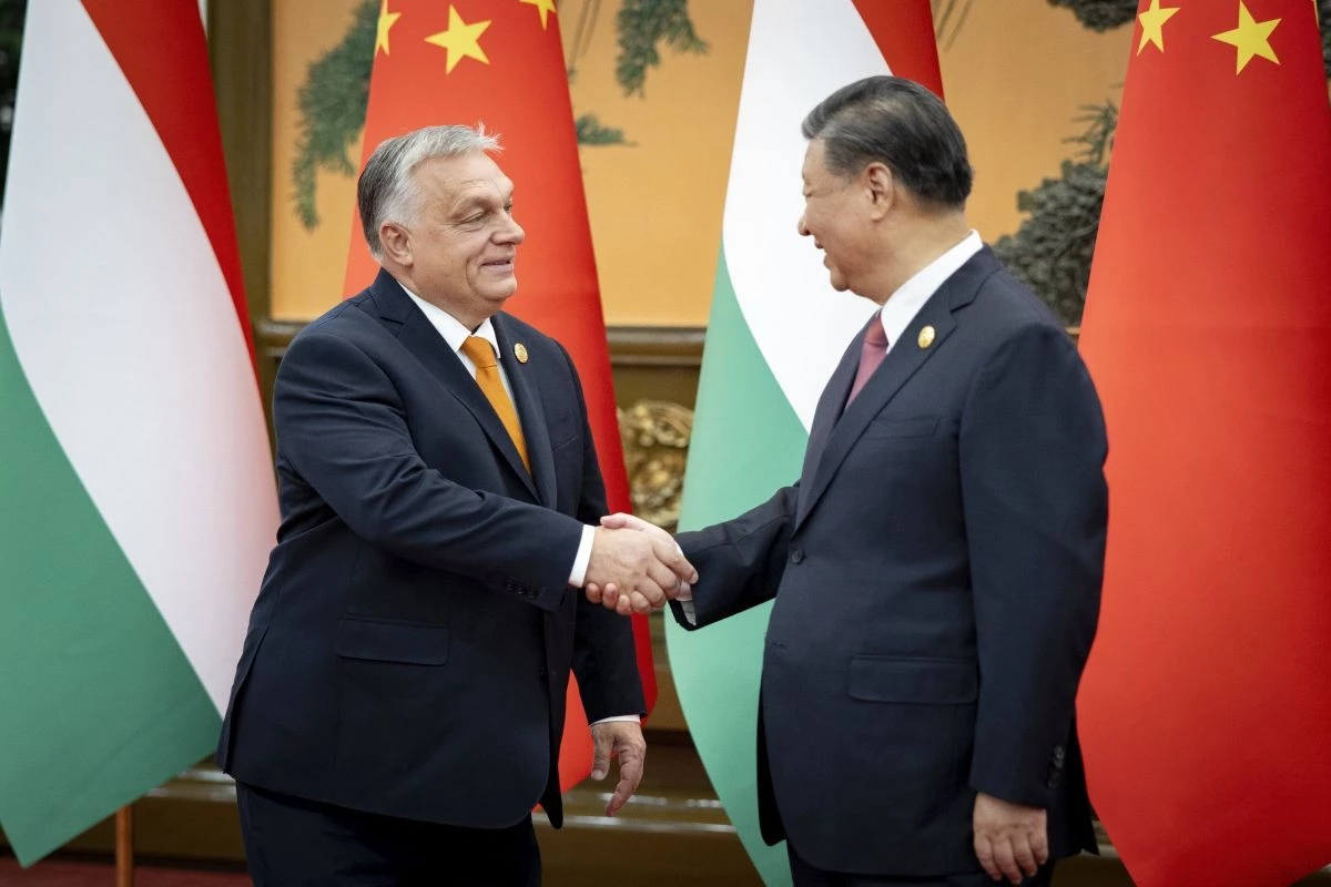 Xi Jinping urges deeper cooperation with Hungary in op-ed