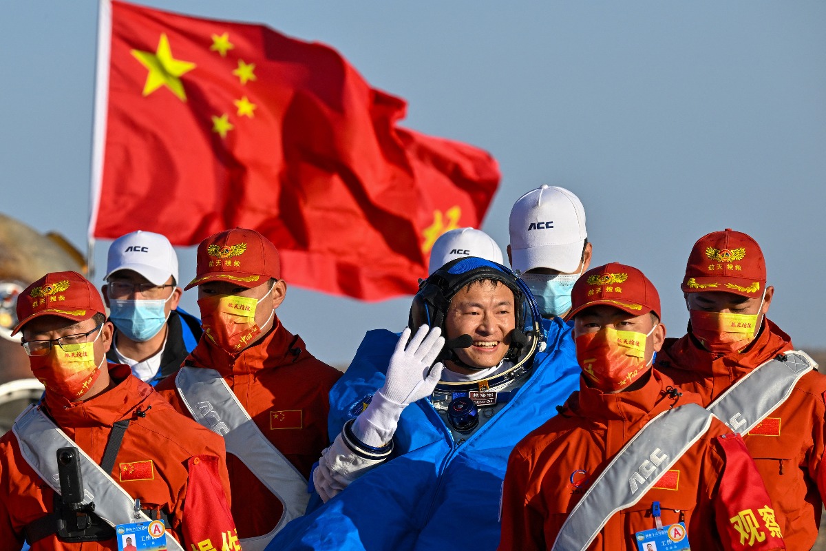 China's Shenzhou-16 astronauts return safely to Earth
