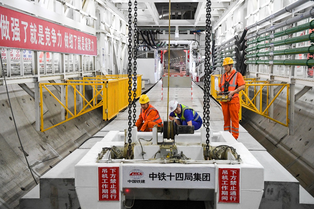 Construction of Chongqing Yangtze River Tunnel in full swing