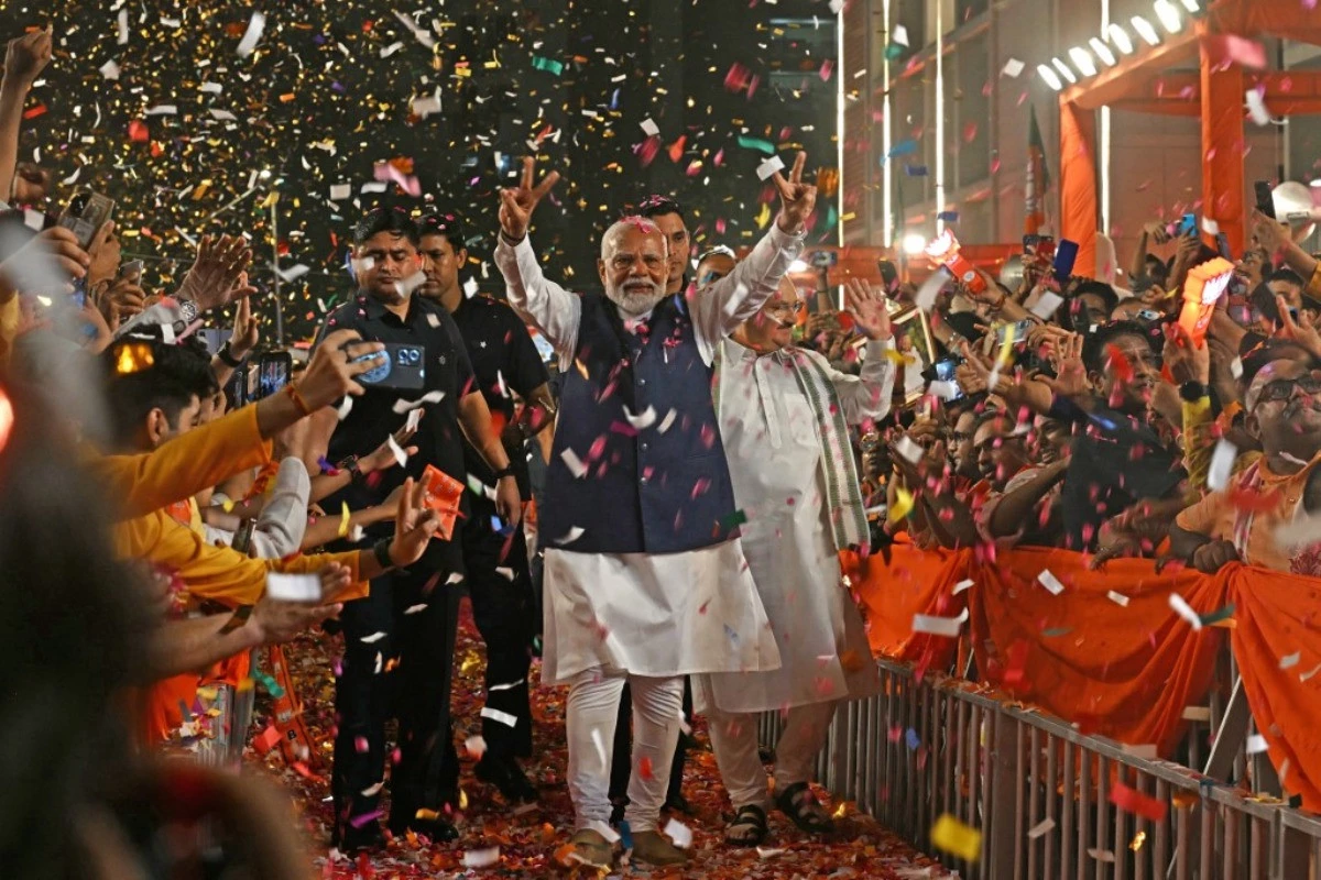 Indian elections: PM Modi claims victory but falls short of majority