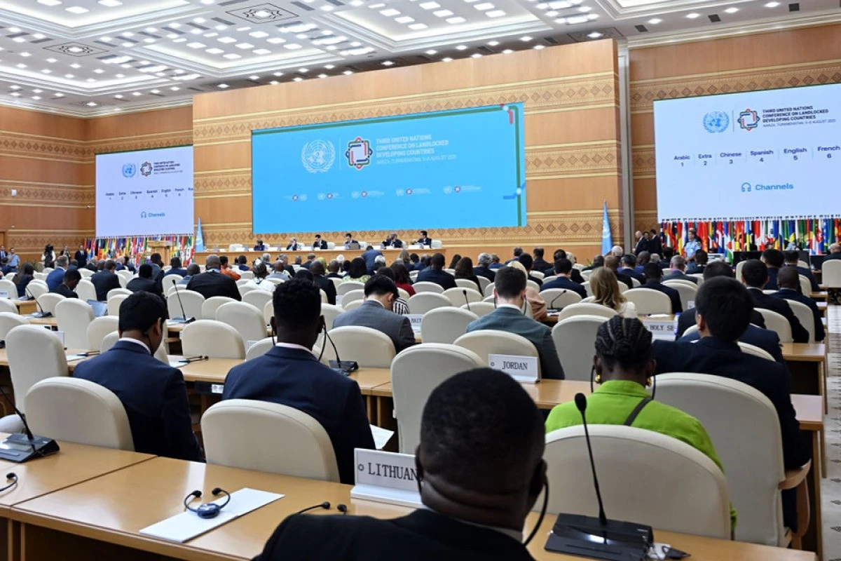 Avaza – Conference on the integration of regions isolated from world trade into global trade