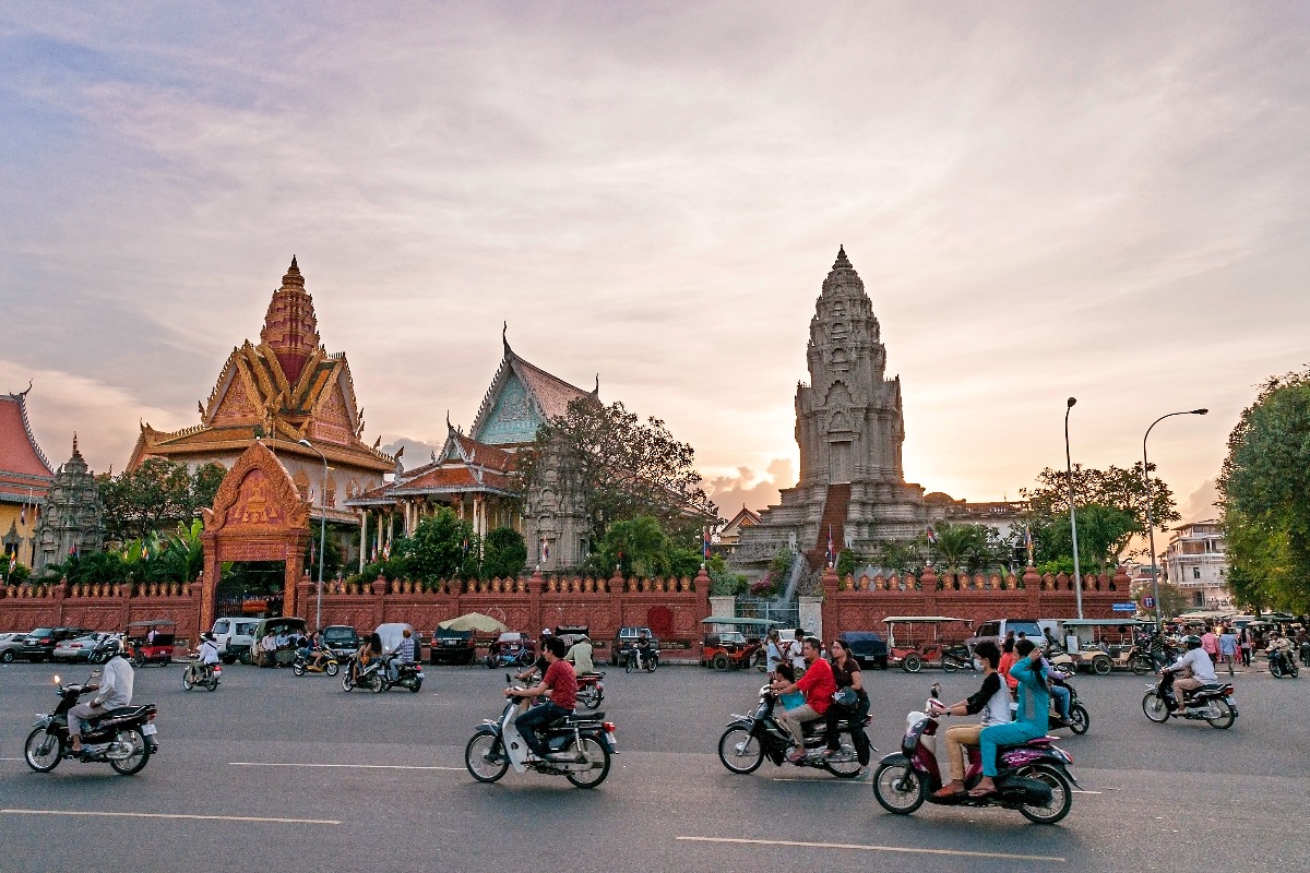 Chinese e-bikes and scooters popular in Cambodia