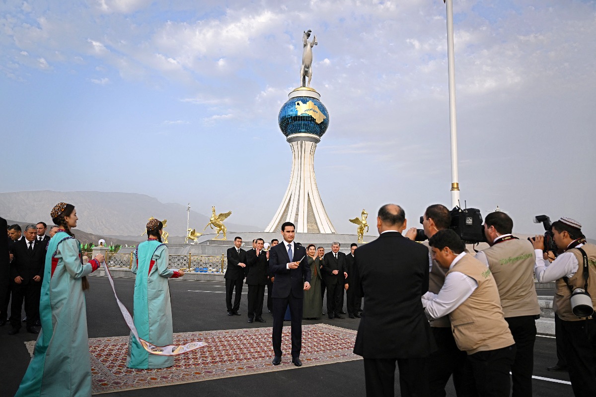 Turkmenistan unveils 7.5 billion USD smart city in honour of former president
