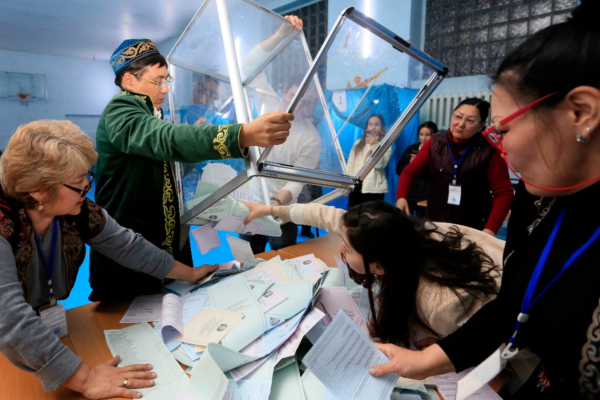 Six parties elected to Kazakh parliament