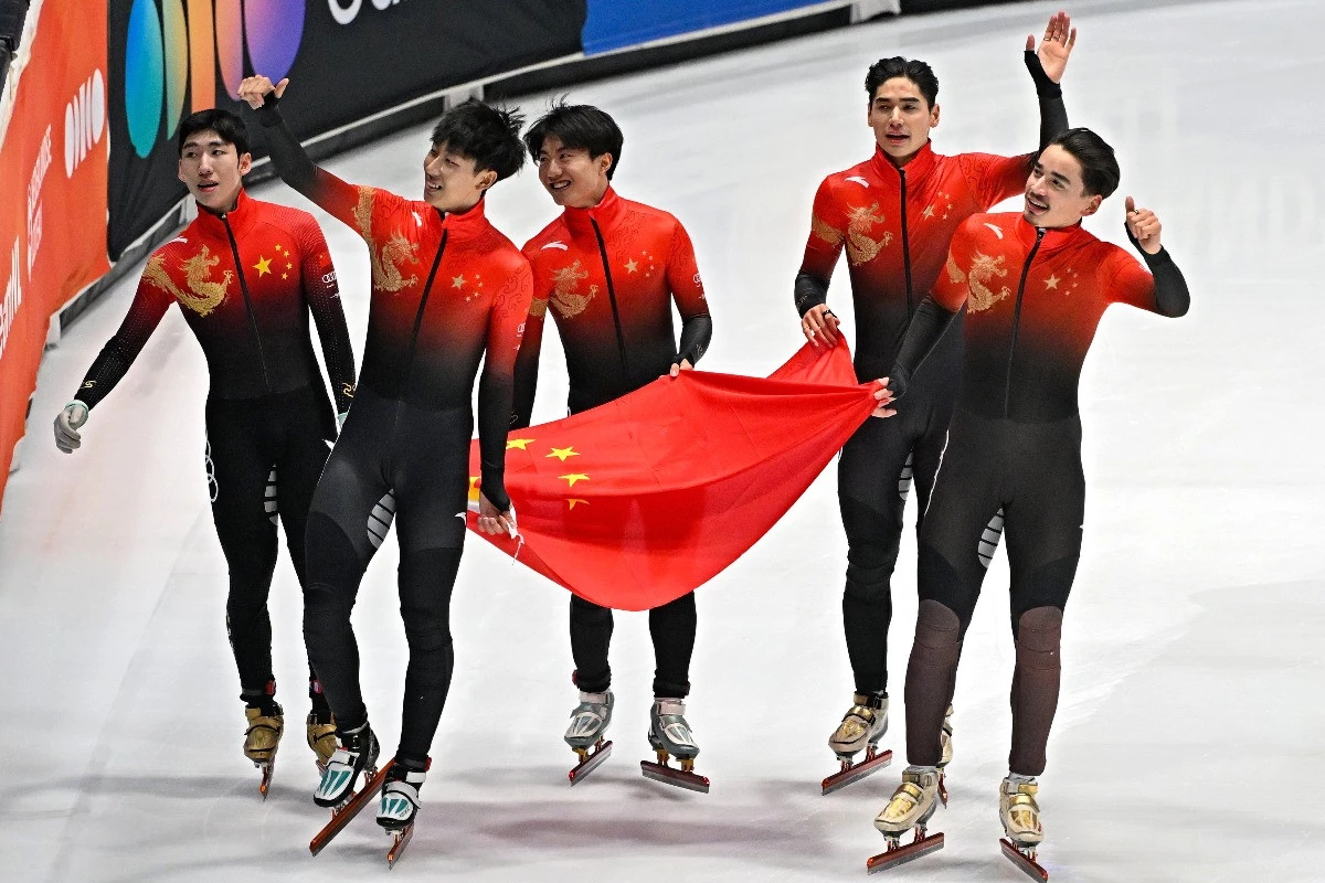 China defends men's 5,000m relay title at short track speed skating worlds