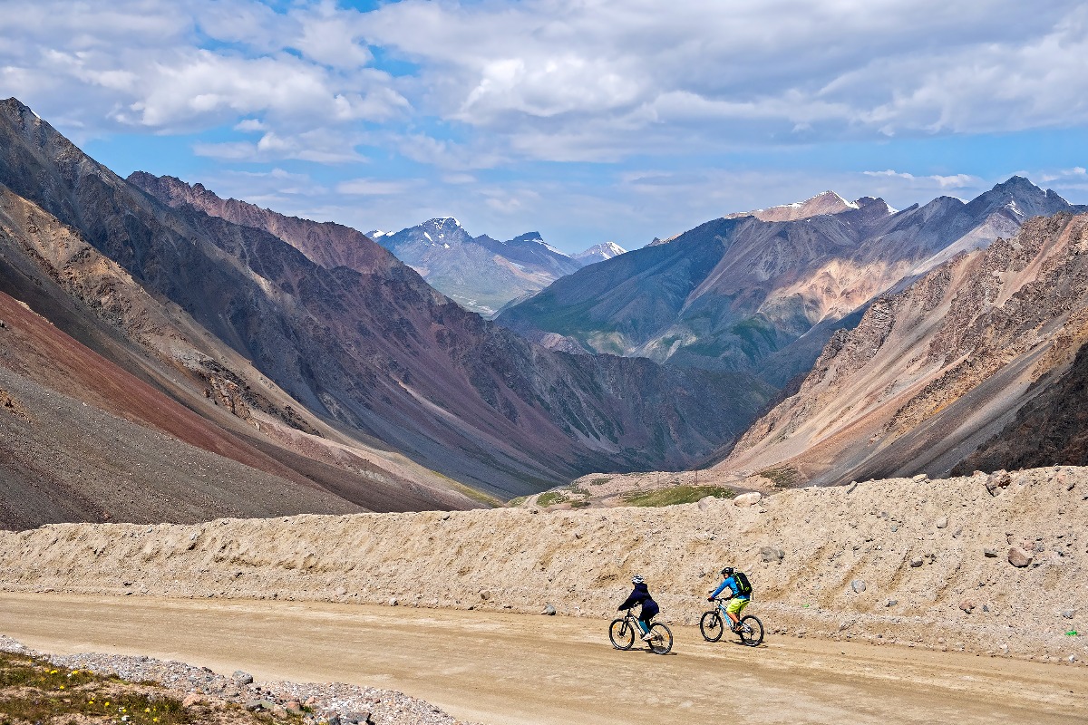 Kyrgyzstan to host international bike ride Silk Road Mountin Race 2023
