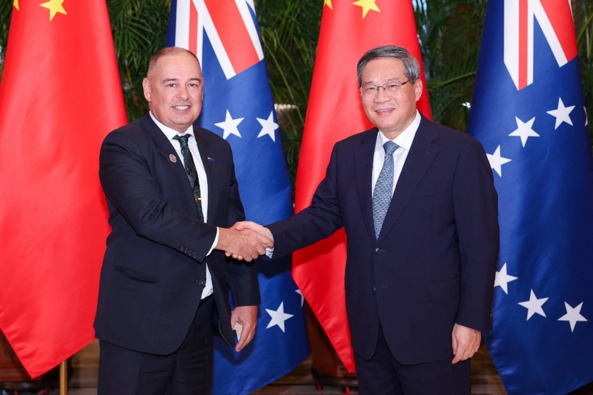 Cook Islands sings deep sea minerals deal with China