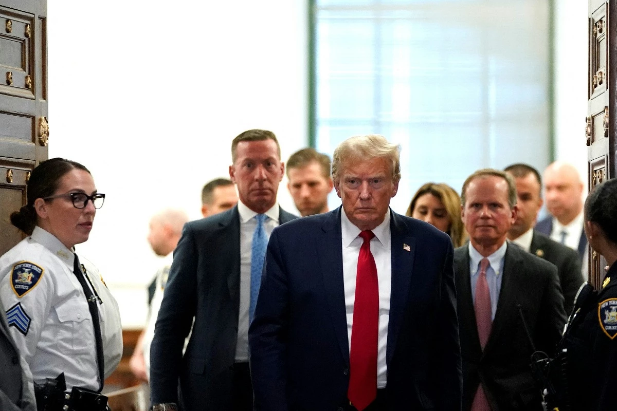 Trump floats sanctions against Russia as Moscow dismisses Putin–Zelenskyy talks